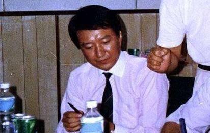 北大高材生加入外国国籍，4年令中国损失7000亿，现状如何?