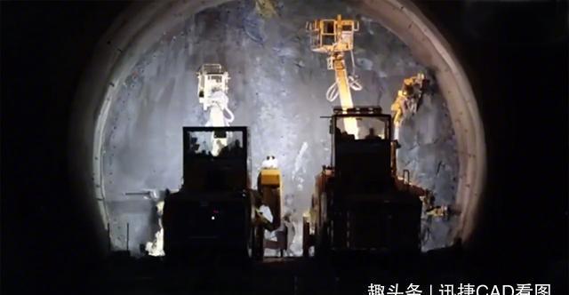 海里全是水，海底隧道是如何修建的？看完真佩服工程师