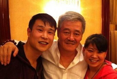 曾是赵本山的保镖,是他一手捧红了小沈阳,天佑都害怕他!