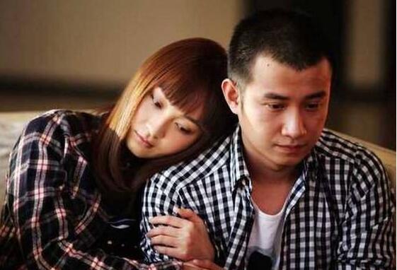 姚笛与未婚夫深夜约会，互动亲密感情稳定，粉丝：何时发喜糖？