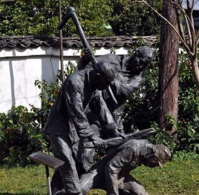 中国烈士陵园有座倭冢, 里面葬着4个日军, 日本曾多次向中国讨要