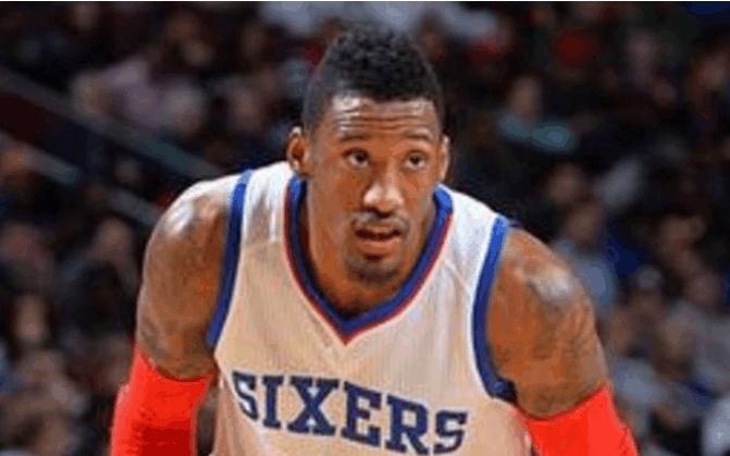 曾落选遭弃，3年打出8千万身价，续约少要2千万只为感恩