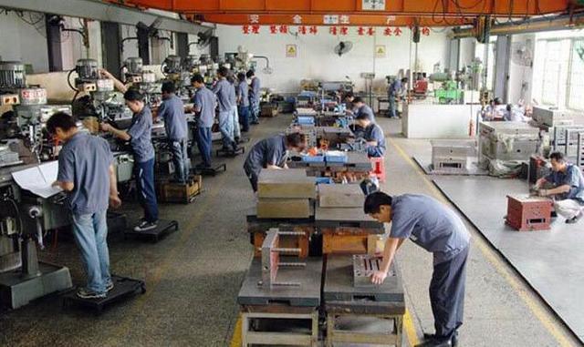 母婴店用出生证明换奶粉，妈妈认为反正不是身份证，后来麻烦不断