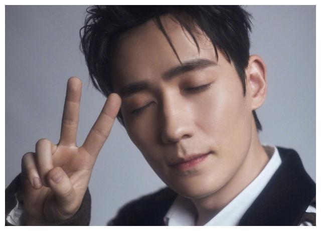 微博5大顶流超话排行:王一博垫底,肖战仅排第3,榜首厉害了!