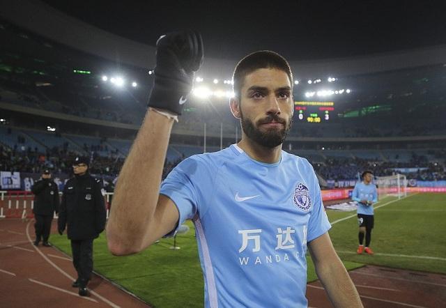 球迷吐槽大连一方又惨败:直接0比3判负吧!太弱了,根本看不下去