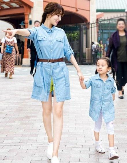 甜馨长大后的样子很美，高晓松的女儿，更是“整容式”长大！