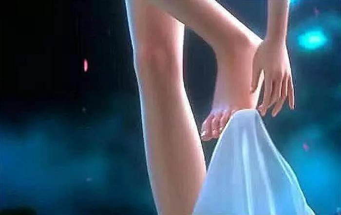 国漫公认的“光脚”女神,前两位再美,也不及她的脚丫子抢镜