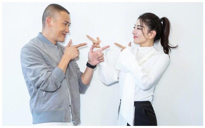 黄奕聂远同框同框回忆杀！两人久违合体做直播