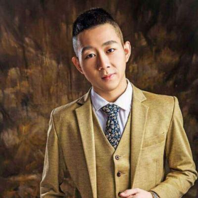 神豪帮阿哲豪刷，表示小损样和王小源连麦自己欠考虑！