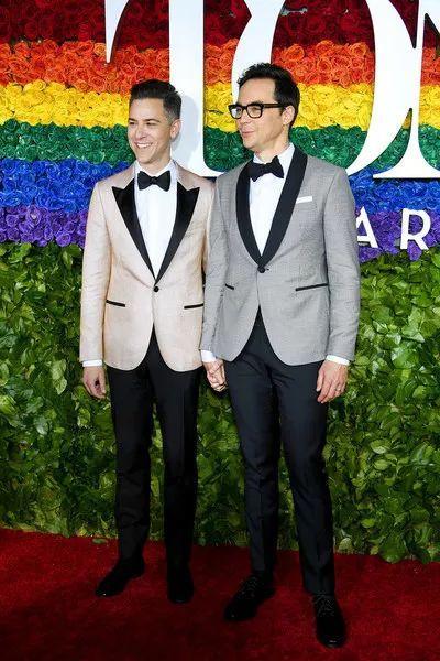 Jim Parsons参加第73届托尼奖颁奖典礼