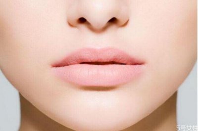 ​唇部护理要注意什么 唇部护理有何妙招