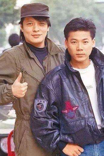 费翔和刘文正（费翔和刘文正哪个是一哪个是零）