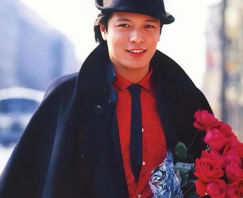 费翔和刘文正（费翔和刘文正哪个是一哪个是零）