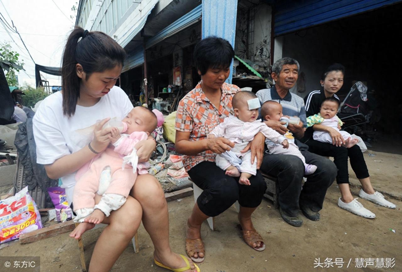 四胞胎15图，有人出生只有几百克，四兄弟一起当兵！