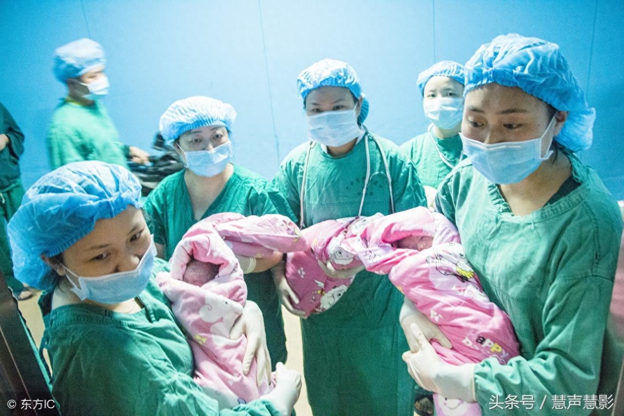 四胞胎15图，有人出生只有几百克，四兄弟一起当兵！