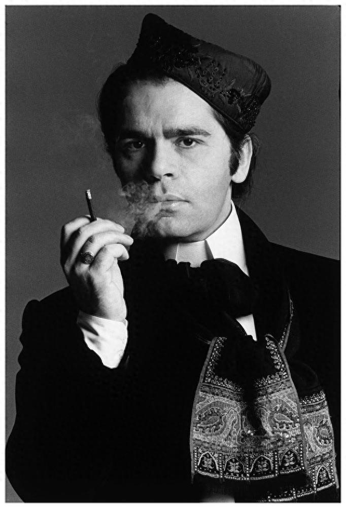 时尚大帝“老佛爷”卡尔·拉格斐