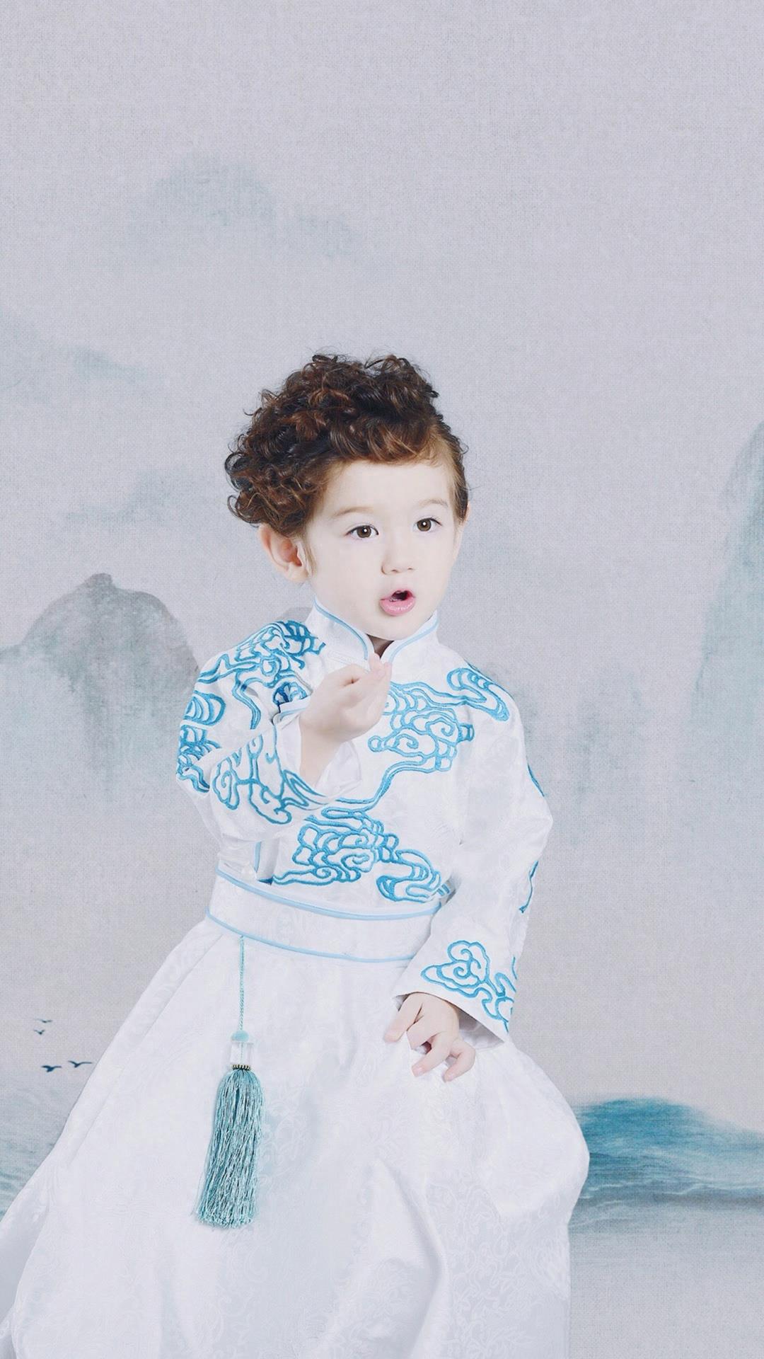 明星壁纸：童星小朋友Jackson「周嘉诚」｜手机壁纸