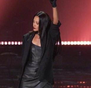 ​国内第一名模瞿颖,多次被爱情伤得体无完肤,年过半百仍未寻得真爱