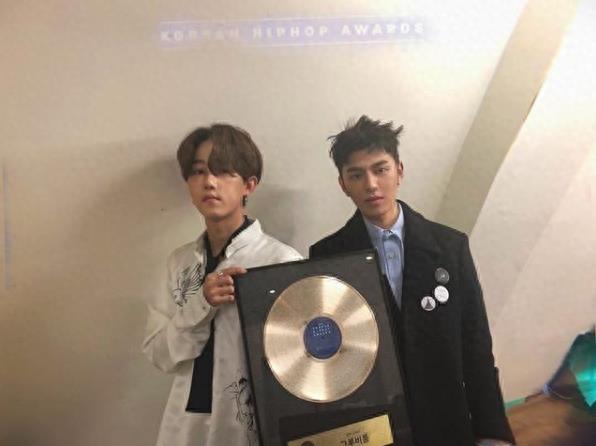 比起公认的花美男外貌，他们的嘻哈制作才华更惊为天人