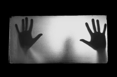 ​小说：柱子叔告诉我大部分事情，并且还对我说，让我回去告诉大哥