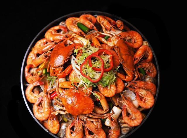 吃过了炅爸爸小海鲜,一起来学习家庭海鲜大咖的制作方法吧!