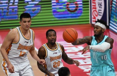 ​杰曼里斯联手取51分苏若禹空砍15+11 四川不敌青岛遭三连败