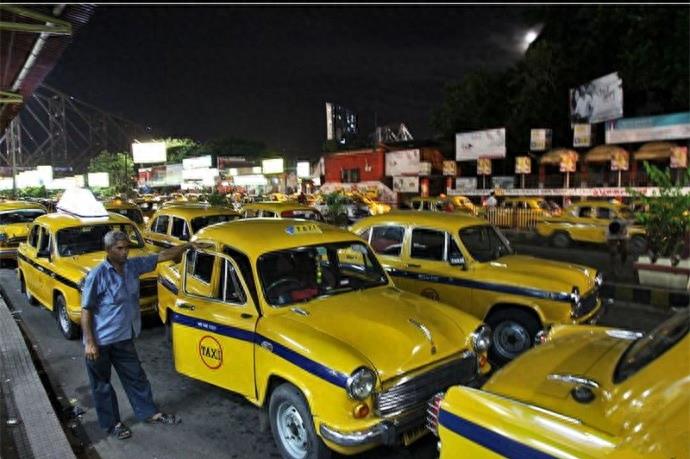 这才是真实的印度火车，和我们想象的不一样