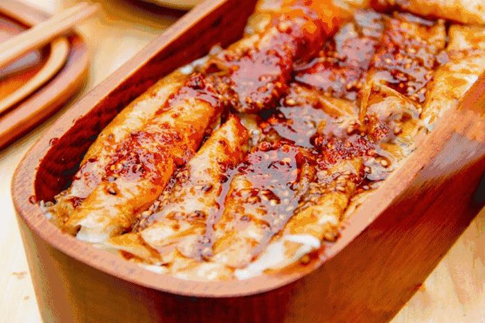 成都最出名的九大夜市,据说吃过五家以上才算得上资深吃货