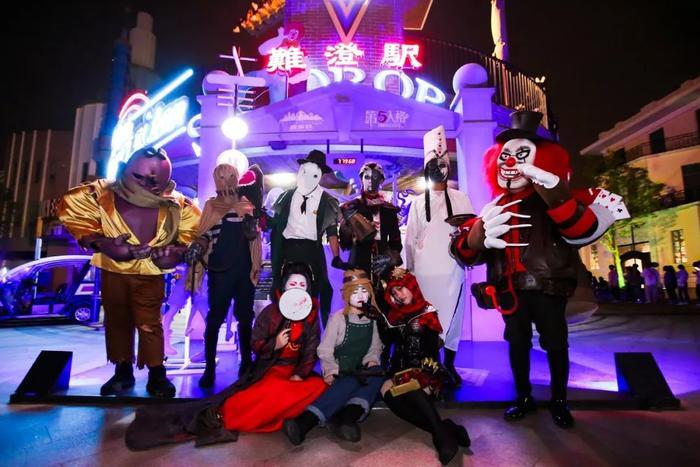 79元畅玩!“第五人格”等8大鬼屋,惊悚登陆650000㎡欢乐谷!