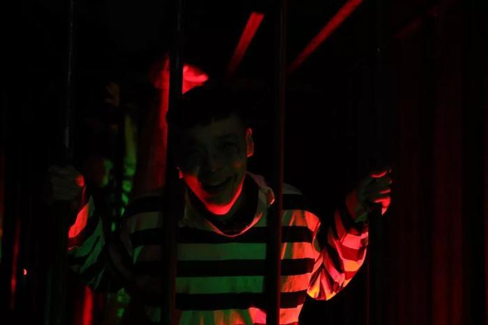 79元畅玩!“第五人格”等8大鬼屋,惊悚登陆650000㎡欢乐谷!