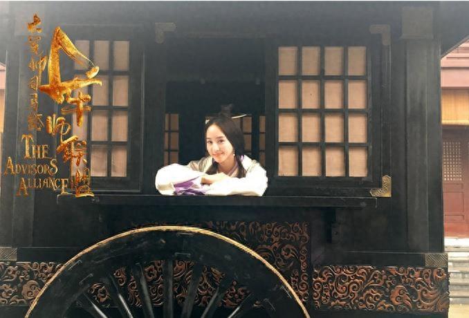 台湾气质女神张钧甯饰演《军师联盟》柏灵筠撩粉无数,看看她的现代妆容是不是更圈粉