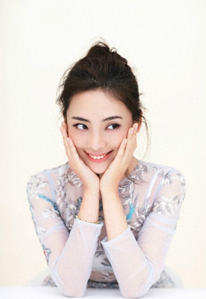 “军中郭碧婷”陈维涵，《绝密543》杨硕，演技在线，俏丽可人