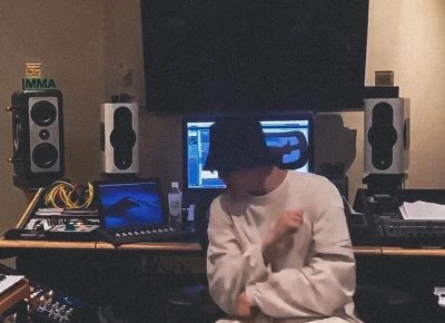 ​戒指的戴法和含义（男生右手戒指的戴法和意义）