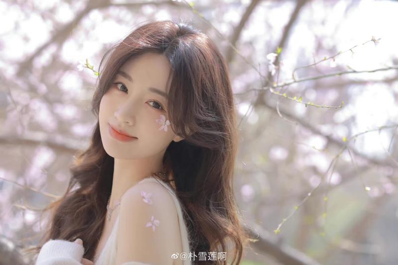 男生接吻突然呼吸很重，男生为啥接吻呼吸变得很重