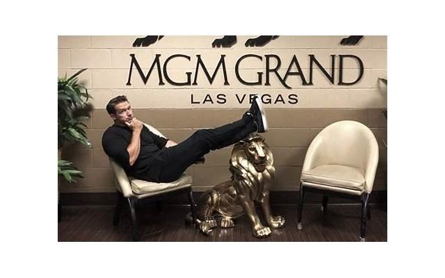 套出对方喜欢你的问题！让男生迫不及待的表白套路！