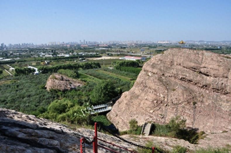 辽宁省省级风景名胜区——营口望儿山