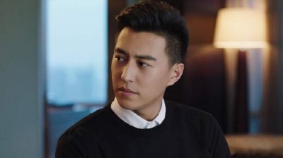 ​《恋爱先生》中靳东的微博名别拿暗恋当饭吃，粉丝真的有48万