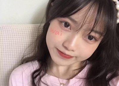 ​男生暗恋女生表现？男生暗恋女生表现