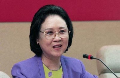 ​琼瑶突发长文交代身后事 琼瑶儿子儿媳何琇琼是谁 琼瑶金庸什么关系