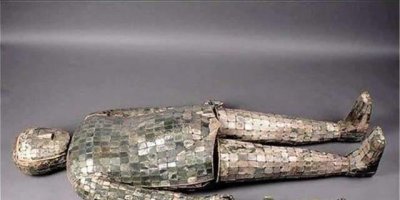 ​古代妃嫔死后下葬要堵九窍，眼耳口鼻肛除外，还剩一窍在哪里？