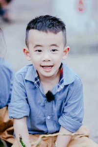 ​陈小春父子回归《爸爸去哪儿》：不会刻意扮演严父 对Jasper的了解只打2分