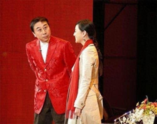 她是春晚最美女演员,搭档冯巩潘长江等大咖,网传张子健是其老公