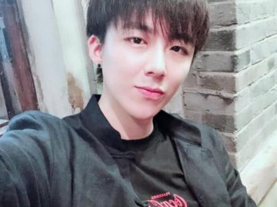 ​摩登兄弟刘宇宁参加《天天向上》，网友：“美颜和滤镜害了你！”