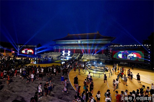 NBA球星斯蒂芬-库里中国行从北京开始