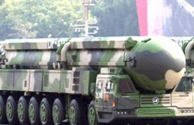 ​掀桌子时用到的底牌：中国现役有多少核武器？打起来够用吗