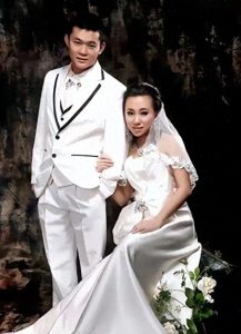 ​丫蛋与王金龙离婚8年：现在的他们，各自生活状况怎样？