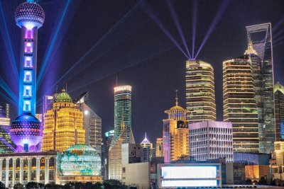 ​夜游上海必去的10个好去处，领略魔都的繁华！
