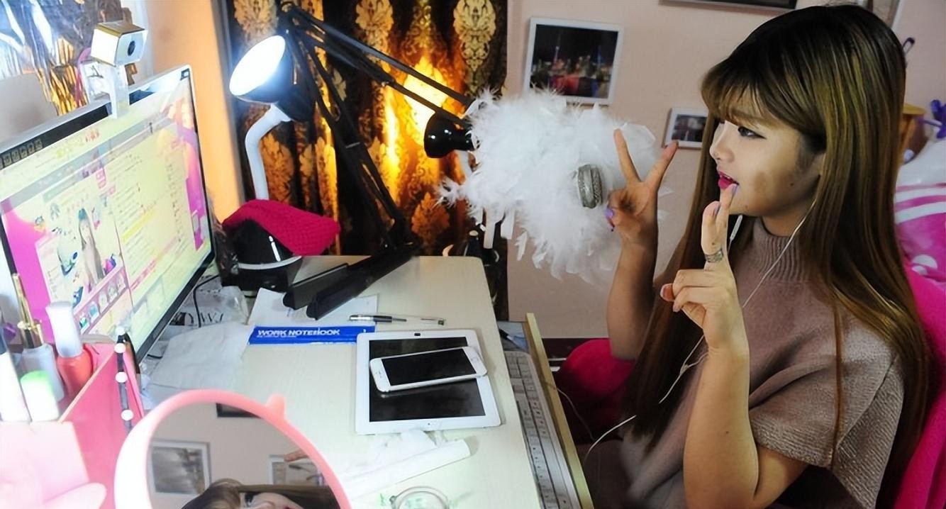 当主播要买什么设备(主播要什么设备) 主播 设备 第1张 当主播要买什么设备(主播要什么设备) 主播 设备 第1张