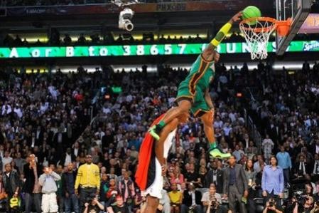 内特罗宾逊总决赛大爆发（矮个子也能飞翔）(4)