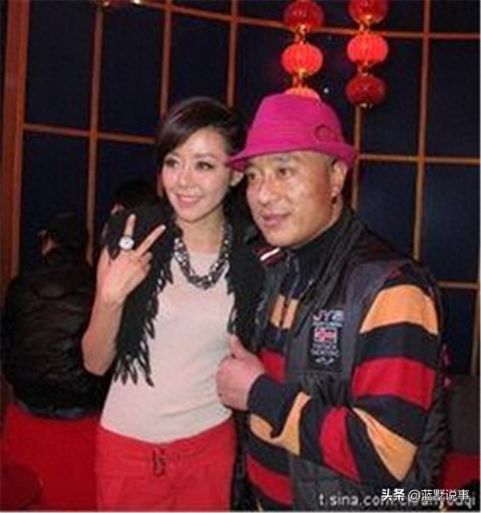 “赵四”刘小光婚姻本是很幸福,老婆漂亮比他小七岁